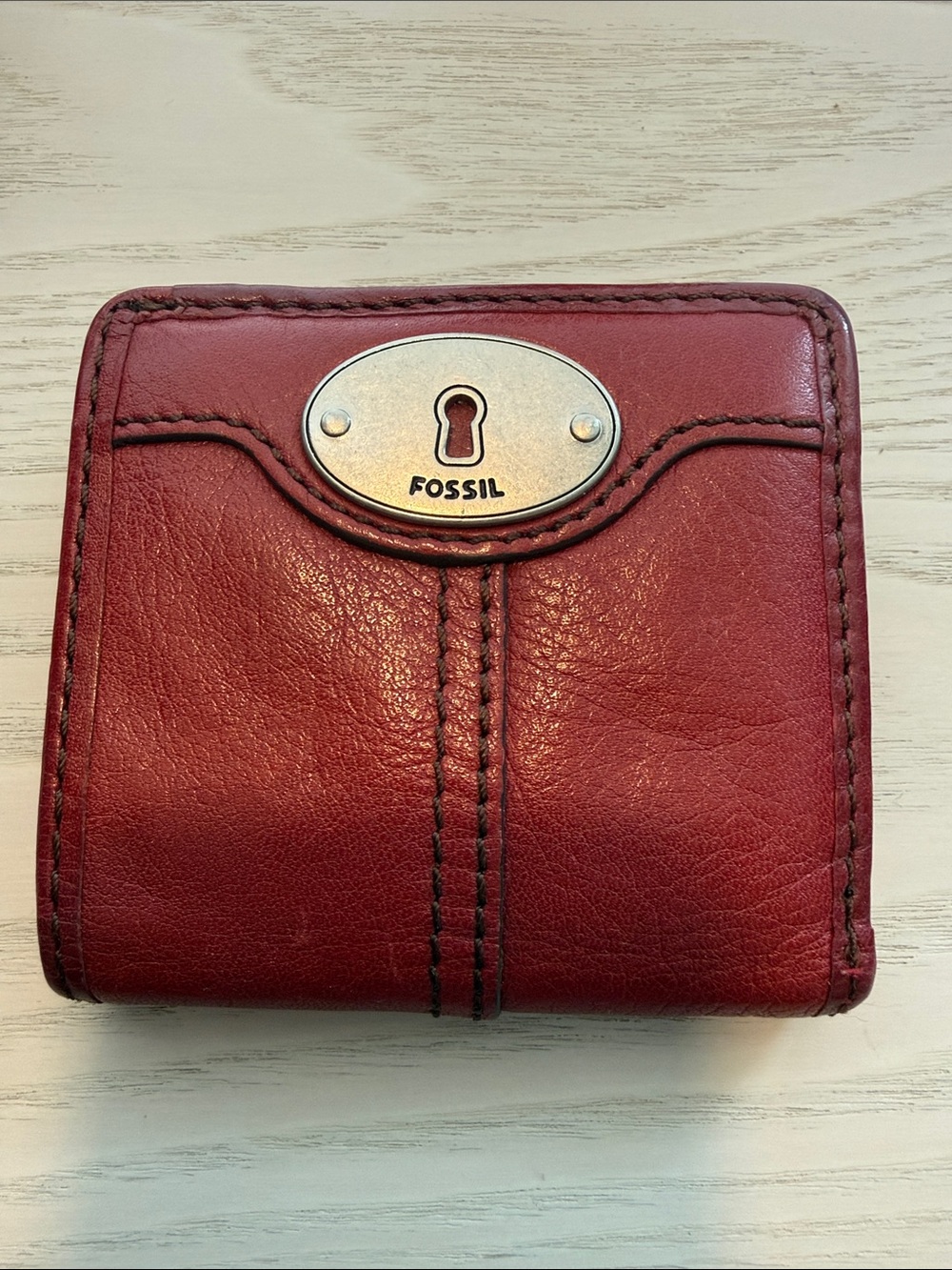 Fossil Red Leather Compact Wallet with Silver Keyhole Plate